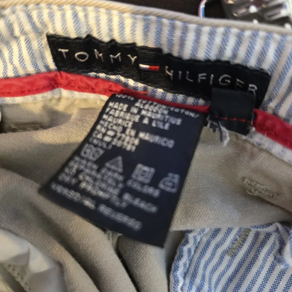 Tommy Hilfiger Pants Men's Size 36‎ x 32 Beige Pleated Straight Cuffed Vintage